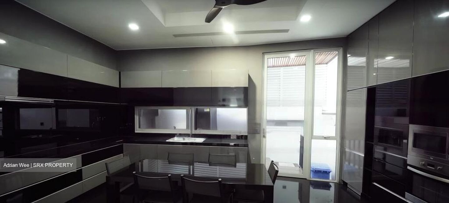 Jalan Elok (D9), Terrace #480528541